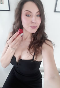Mujer busca hombre en Contactos Barcelona